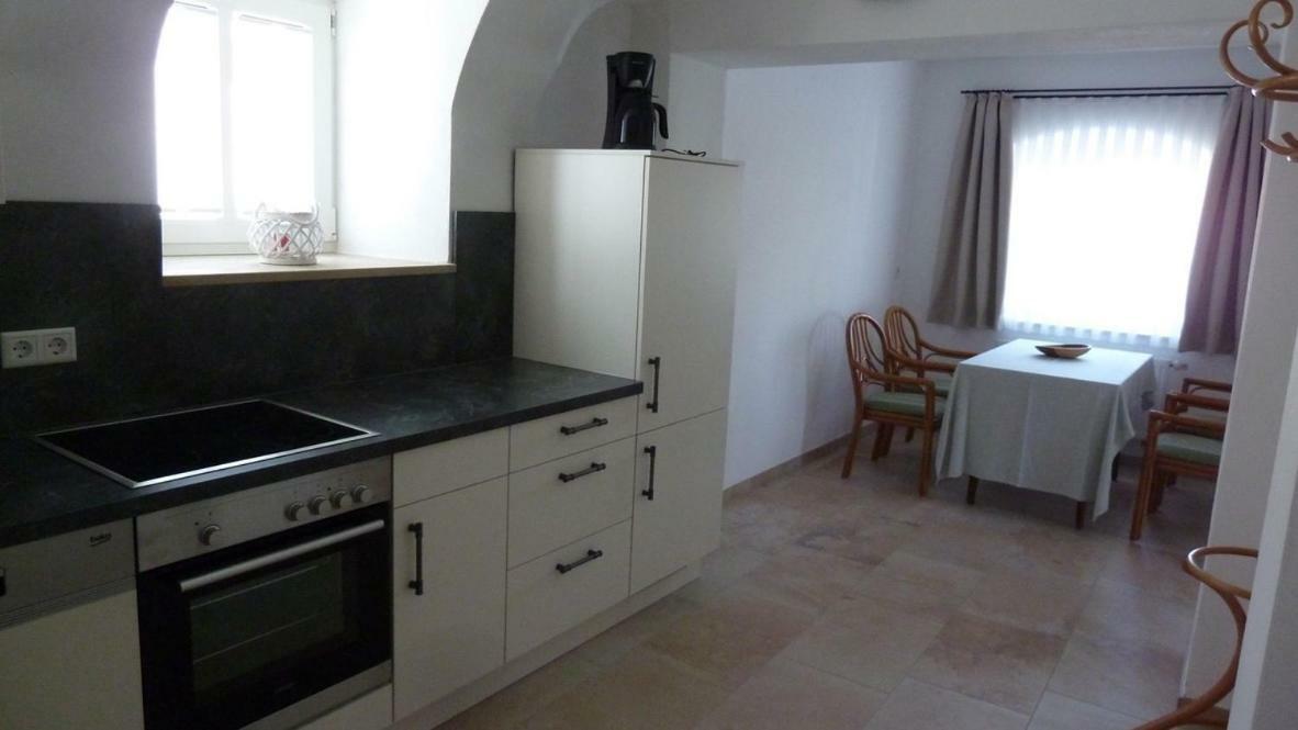 Ferienwohnung Zum Dorfwirt Riedenburg Buitenkant foto